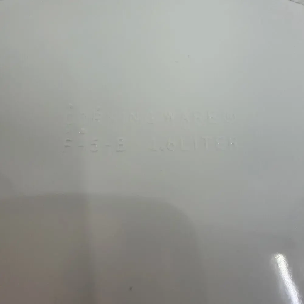 CorningWare French White F-5-B Round Casserole Dish w/Lid 1.6L Ribbed